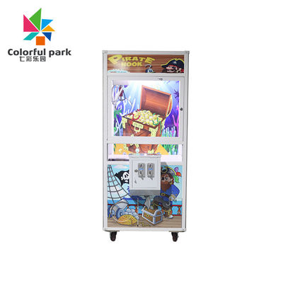 A garra do gancho do pirata do campo de jogos das crianças faz à máquina Mini Lifting Crane Vending Machines